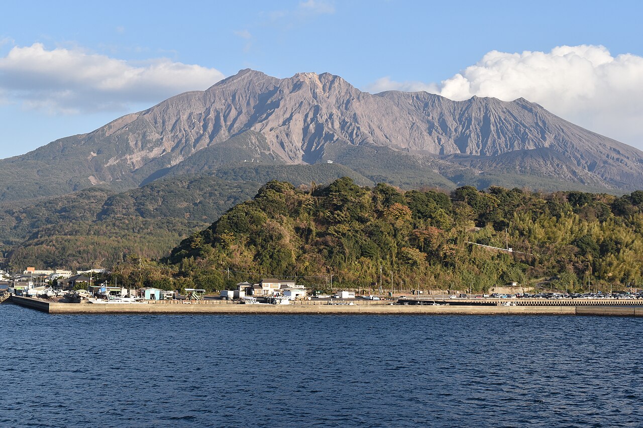 Sakurajima and its waterfront, photographed from the ferry in January 2025.